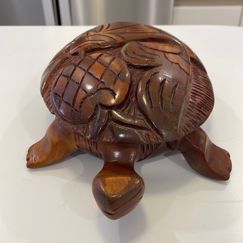 Vintage wood hand carved turtle box 1960s